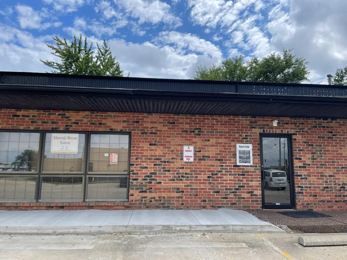 1319 Veterans Parkway