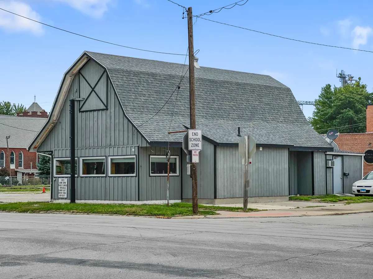 101 N Chicago Street