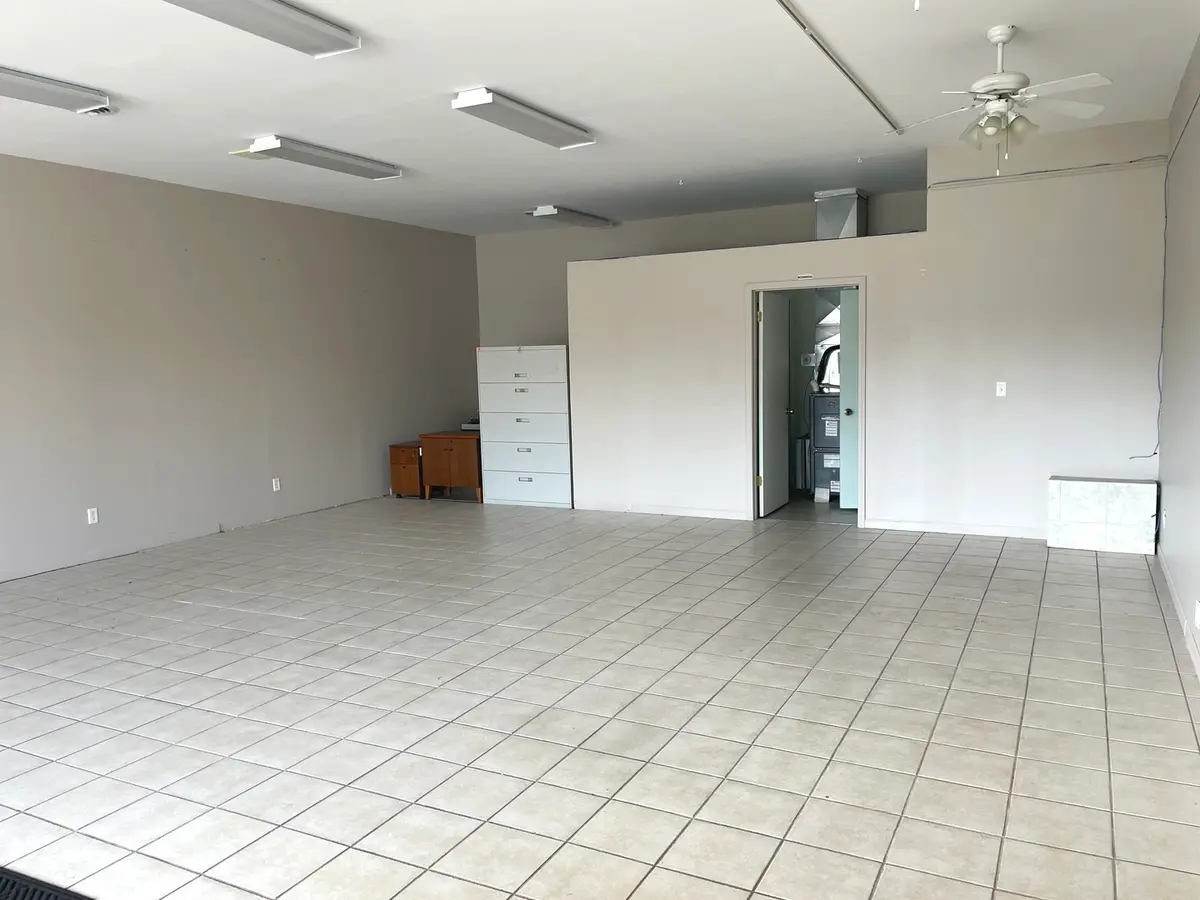 2522 E lincolnway