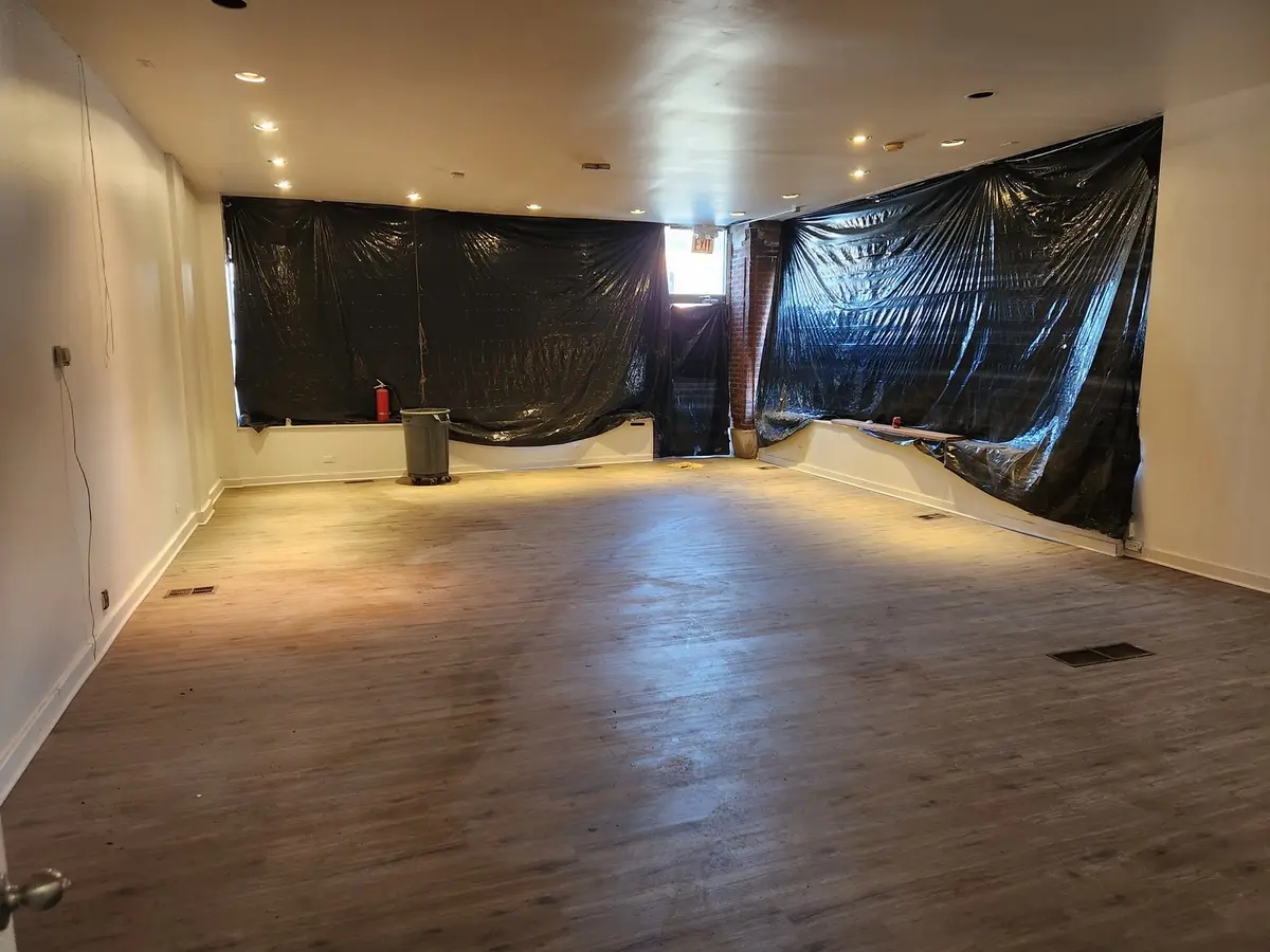 901 W Irving Park Road