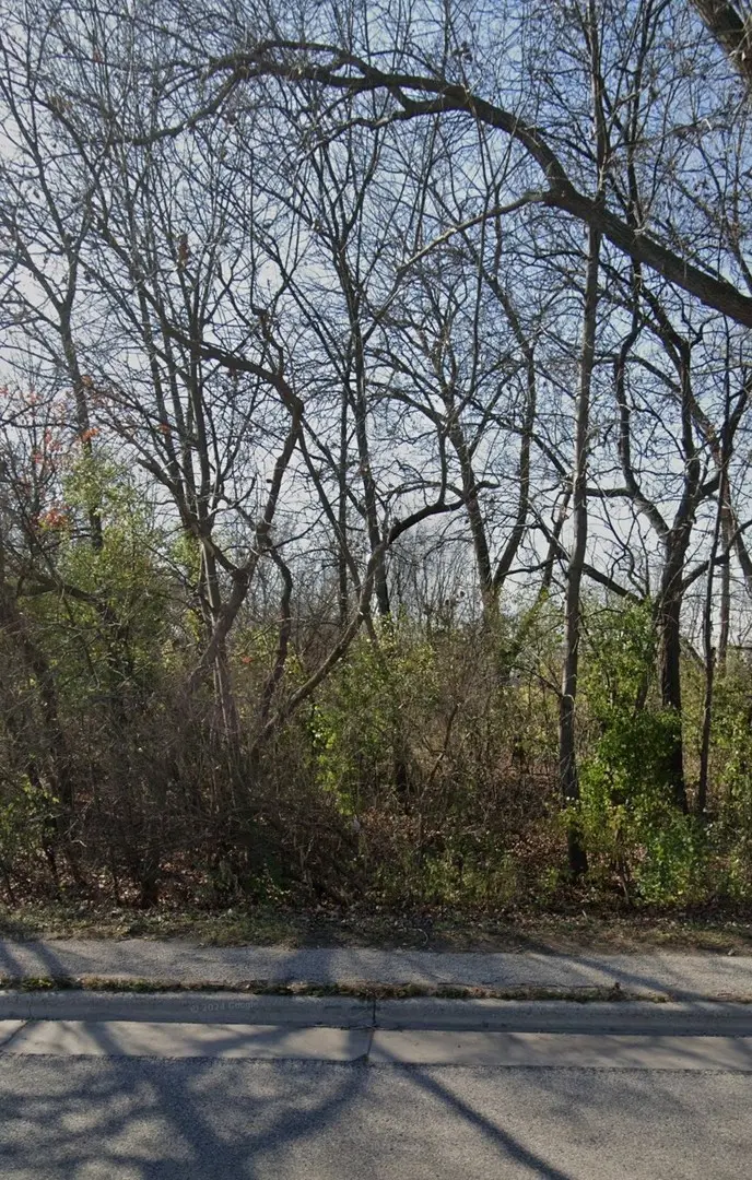 160 N US Highway 12