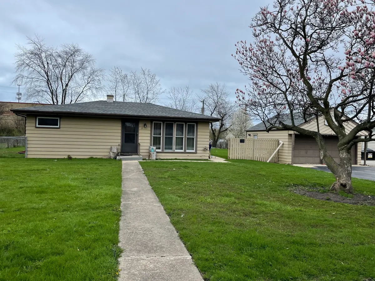 11 Shagbark Road
