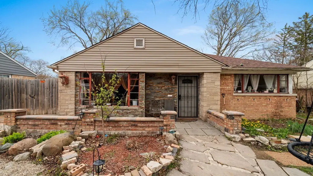 36 Monee Road