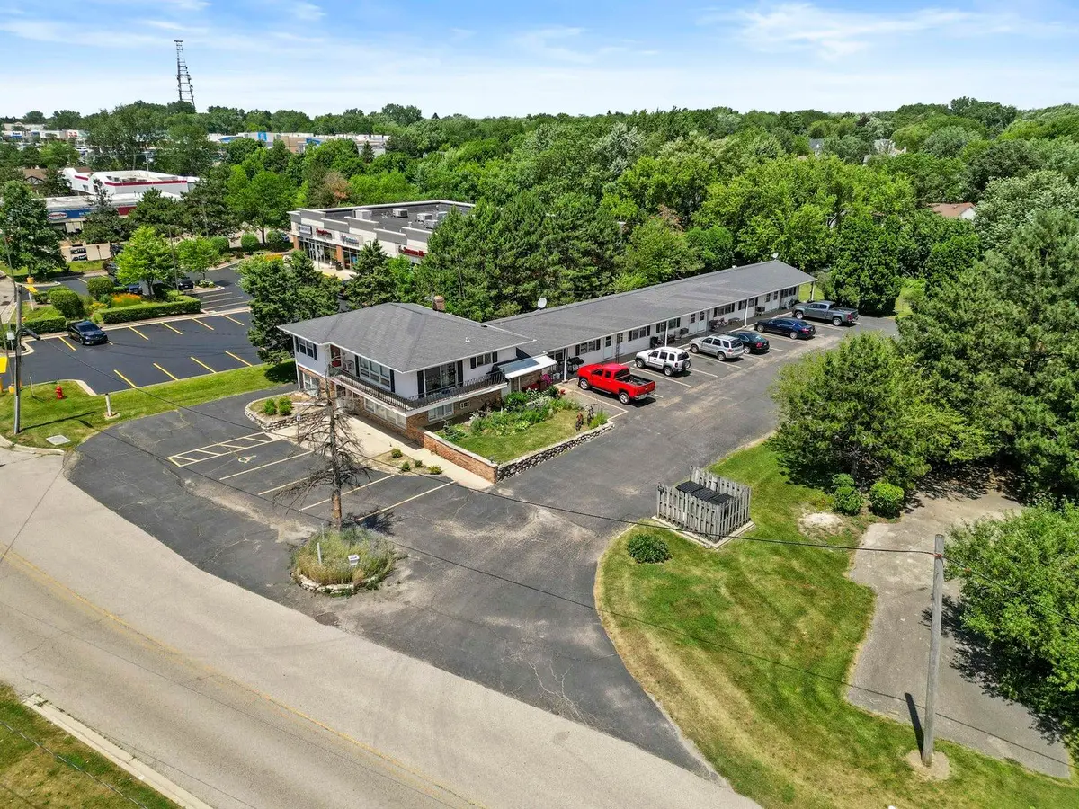 898 S Rand Road