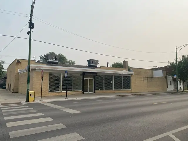 5101 W Division Street