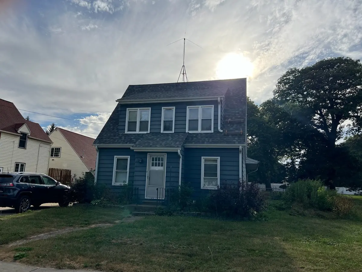 304 Maple Avenue