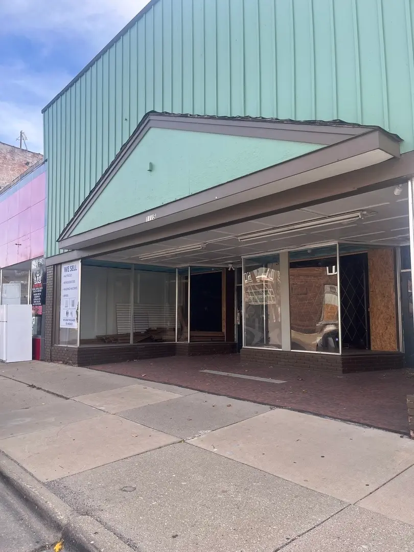 1115 Broadway