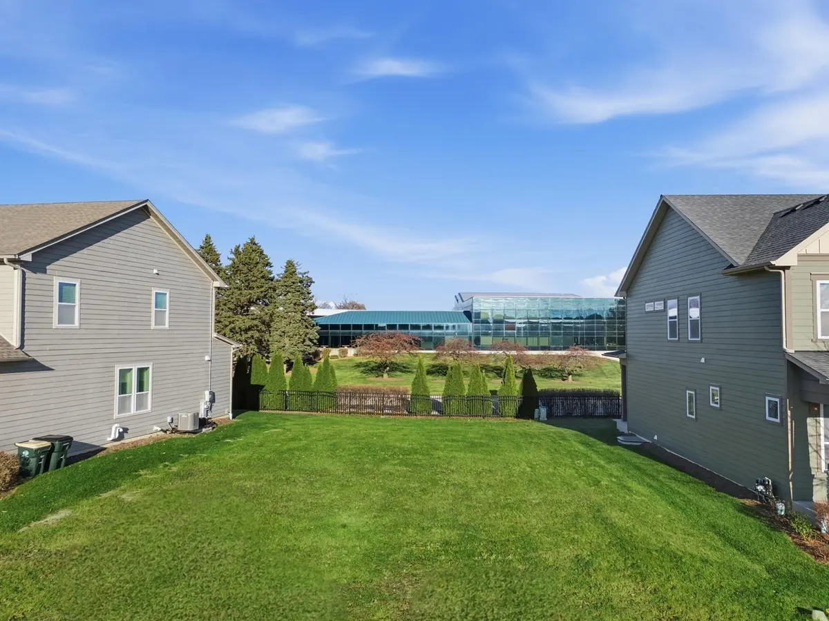 1419 Somerset Place