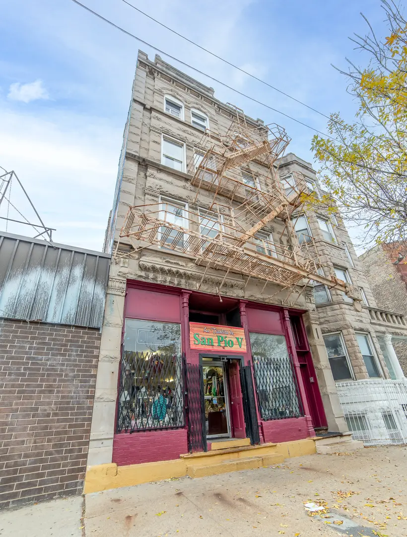 1854 S Ashland Avenue