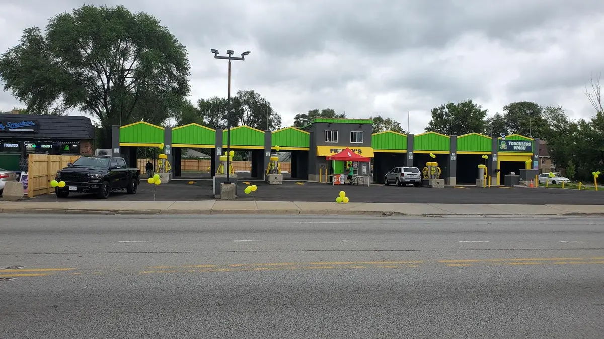 801 W Roosevelt Road