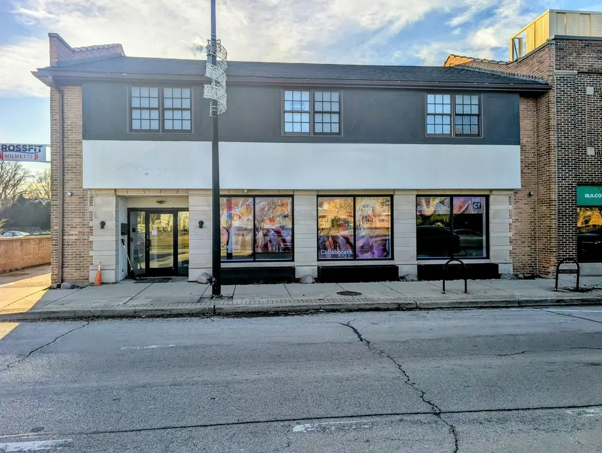 517 Green Bay Road
