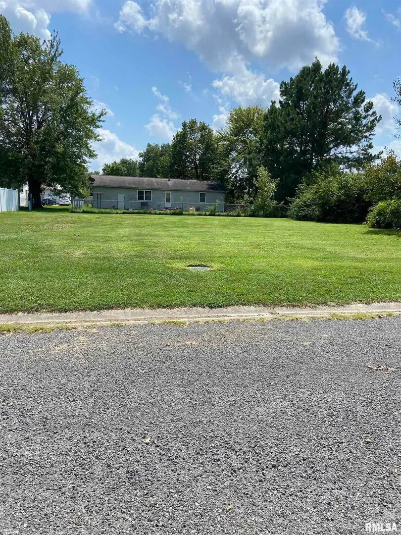 00 NEWPORT Drive