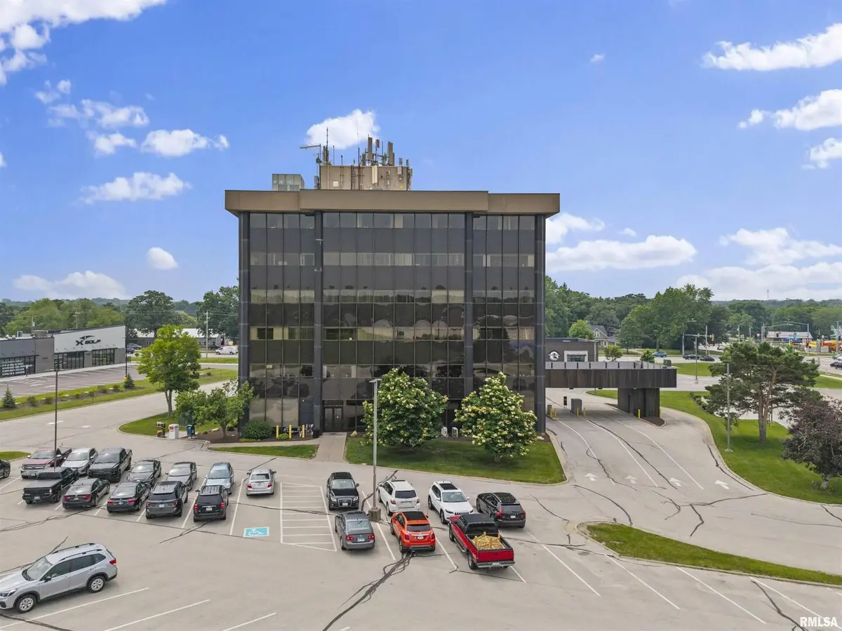 2550 MIDDLE Road