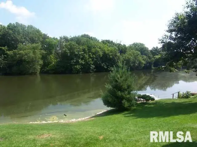 103 RUSTIC LAKE Court