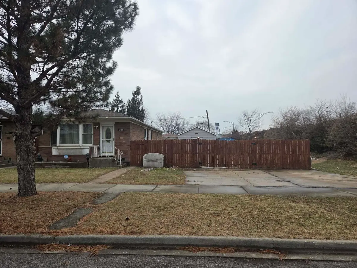 12622 S Marquette Avenue
