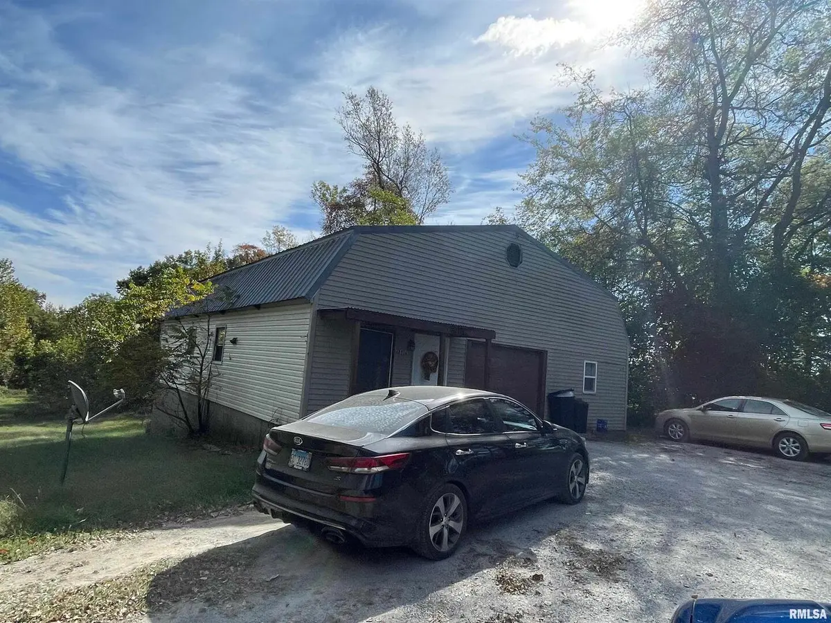 2480 Meadville Lane