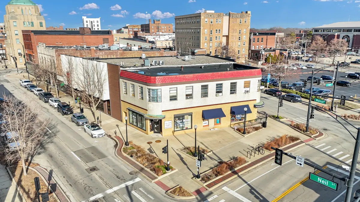 111 S Walnut Street