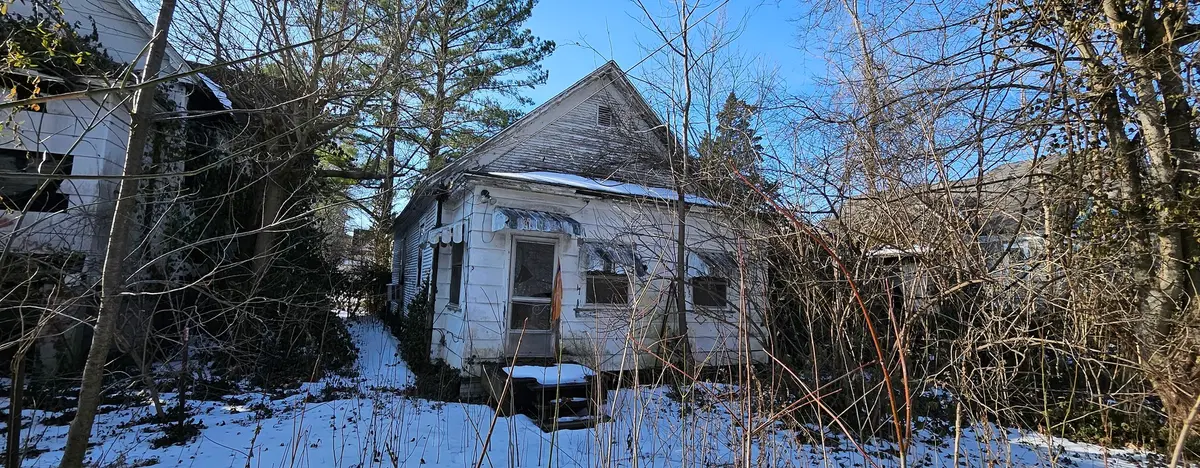 216 N Delaware Street