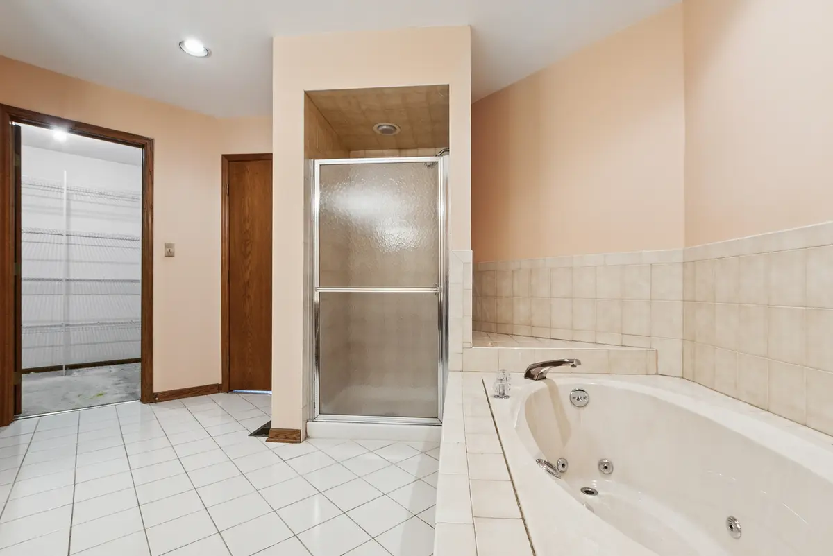 1429 Woodhollow Drive
