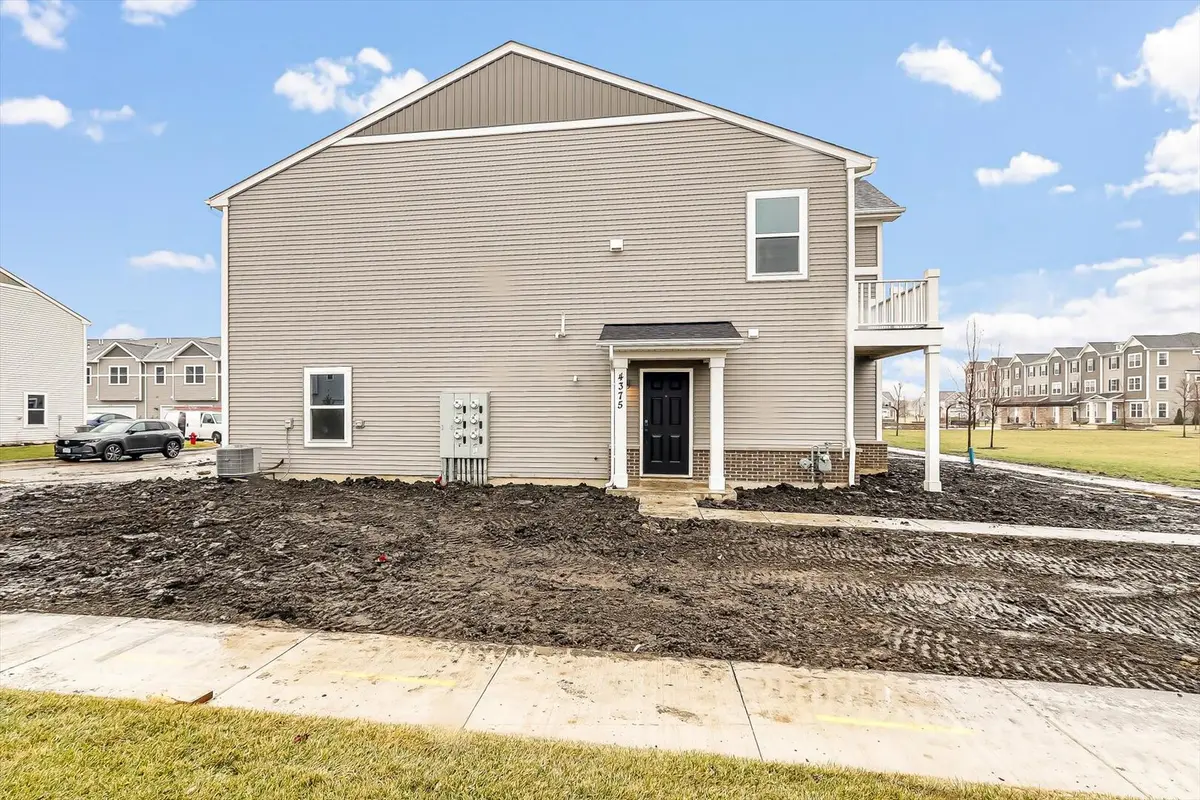 426 Comstock Road