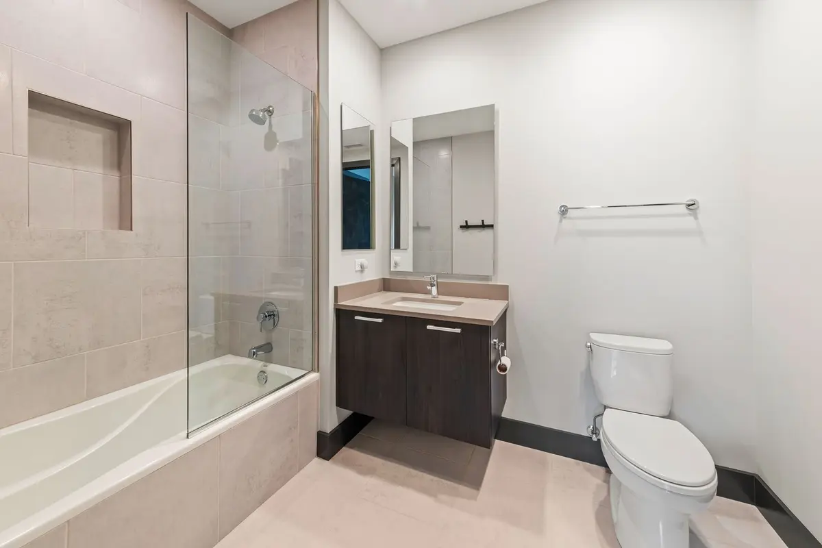 367 W Locust Street W