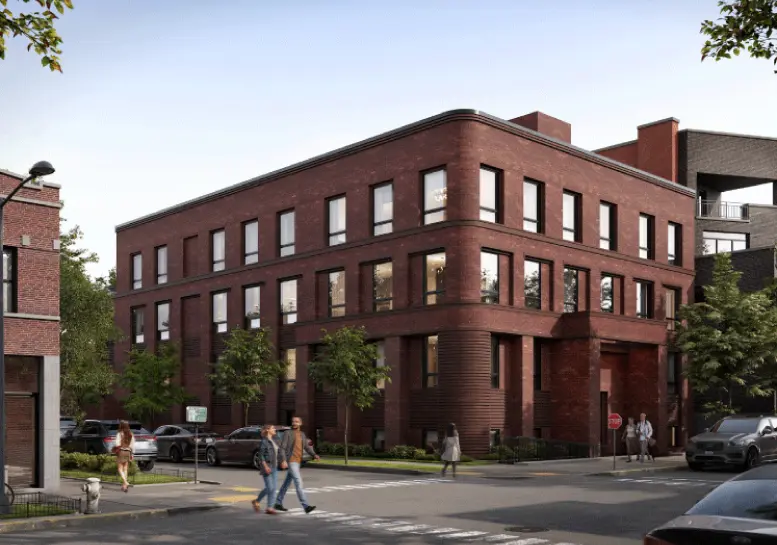 2237 W Roscoe Street
