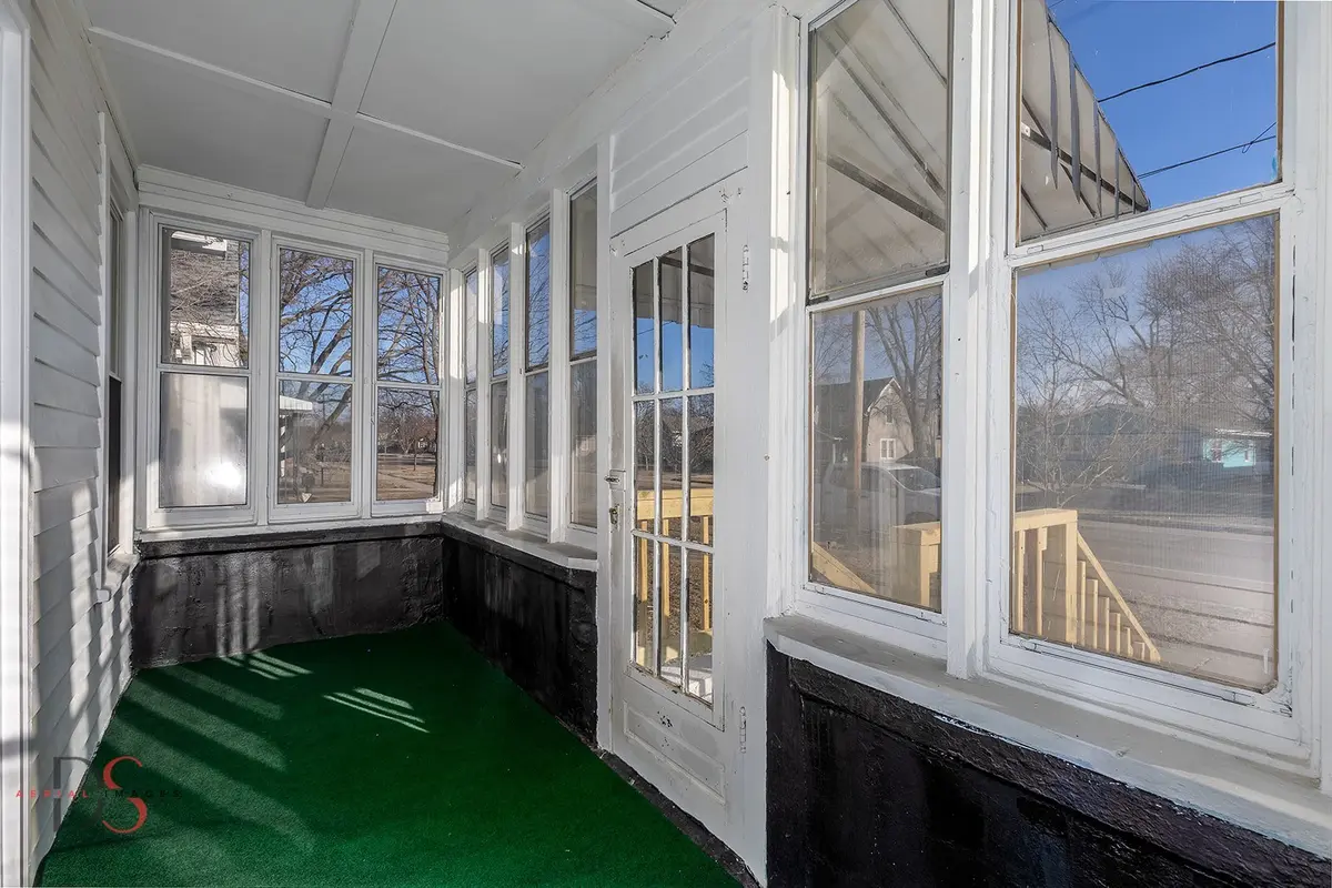 1428 W Main Street