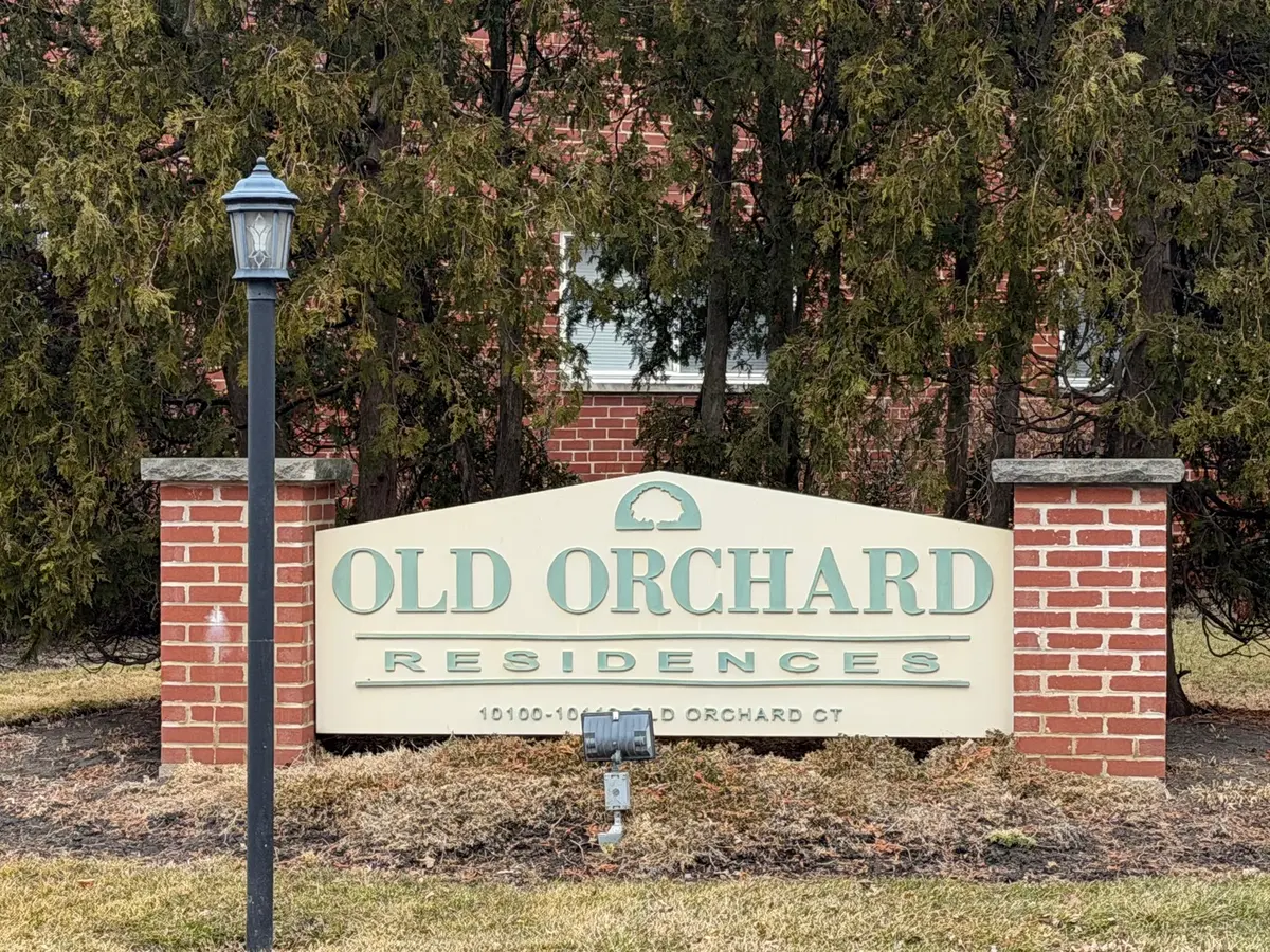 10111 Old Orchard Court