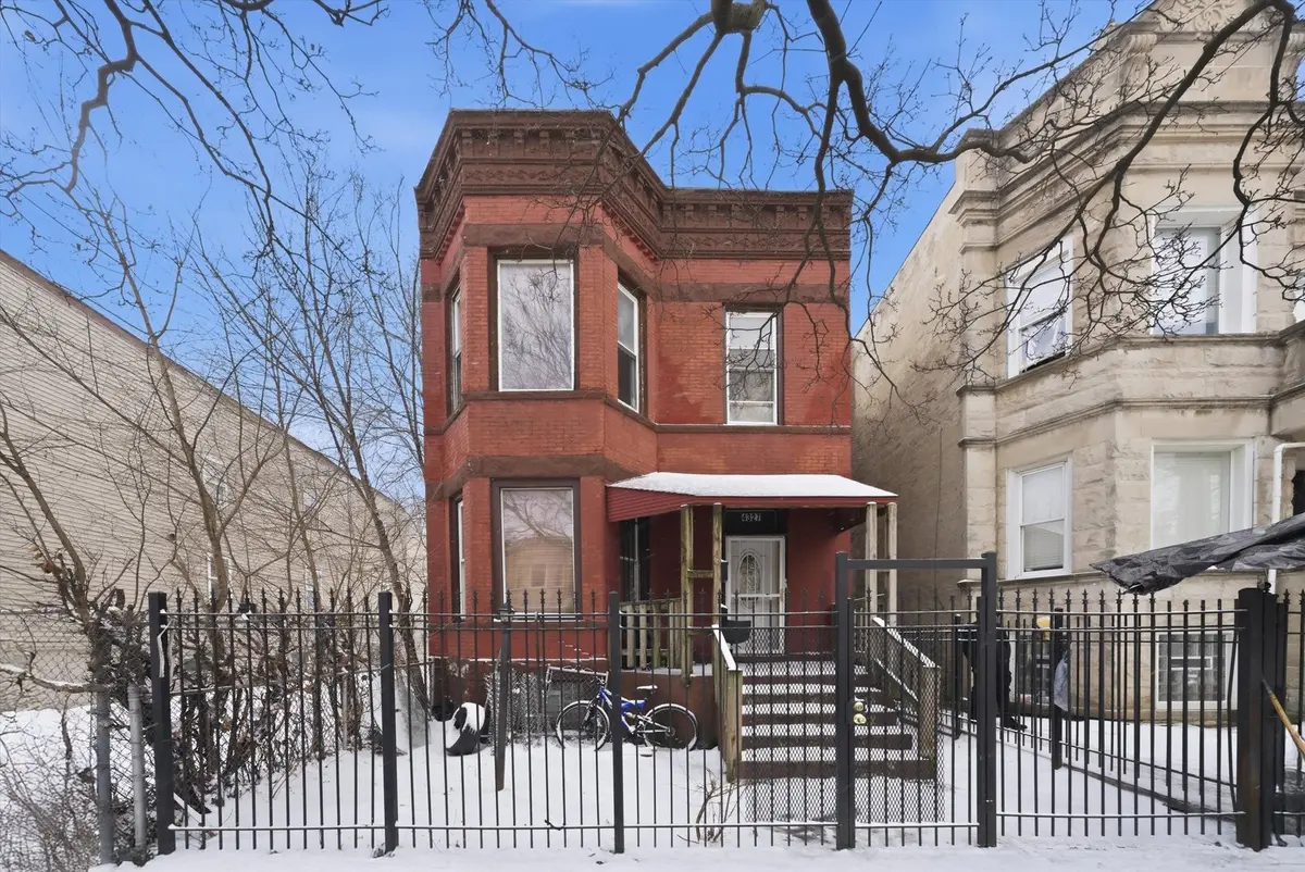 4327 W Monroe Street