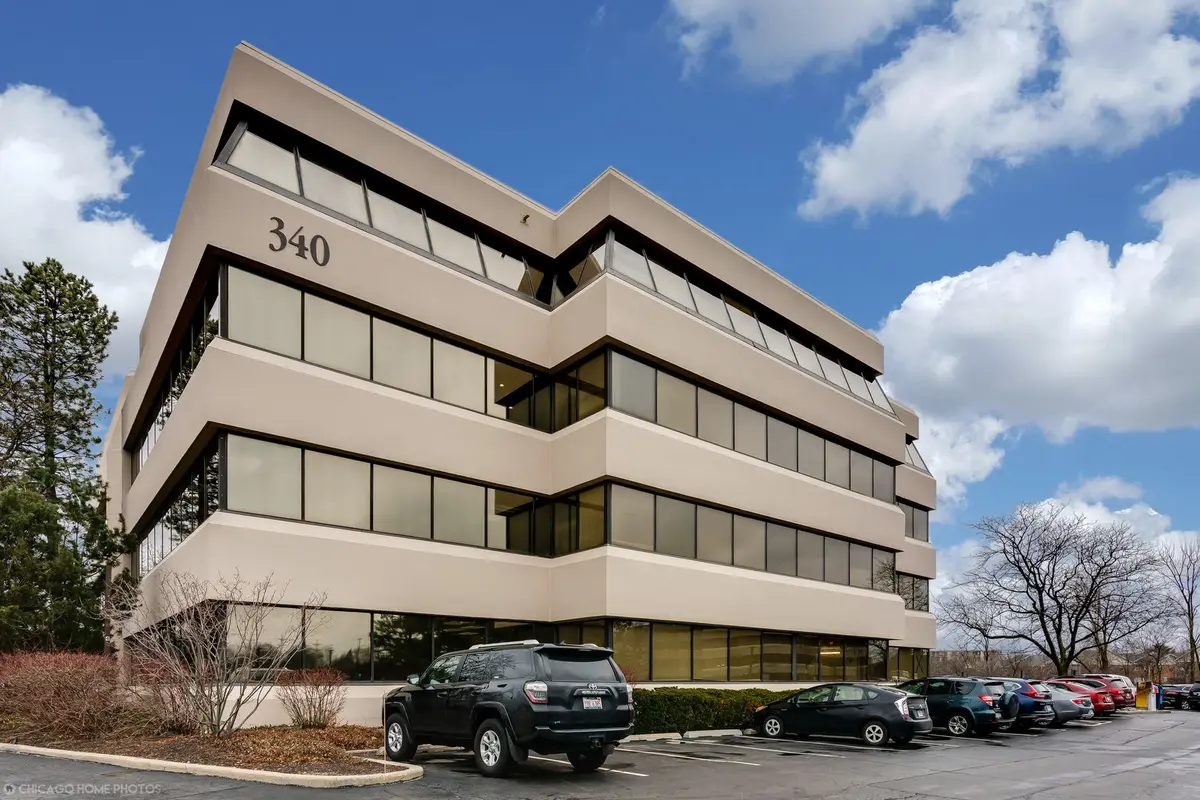 340 W Butterfield Road