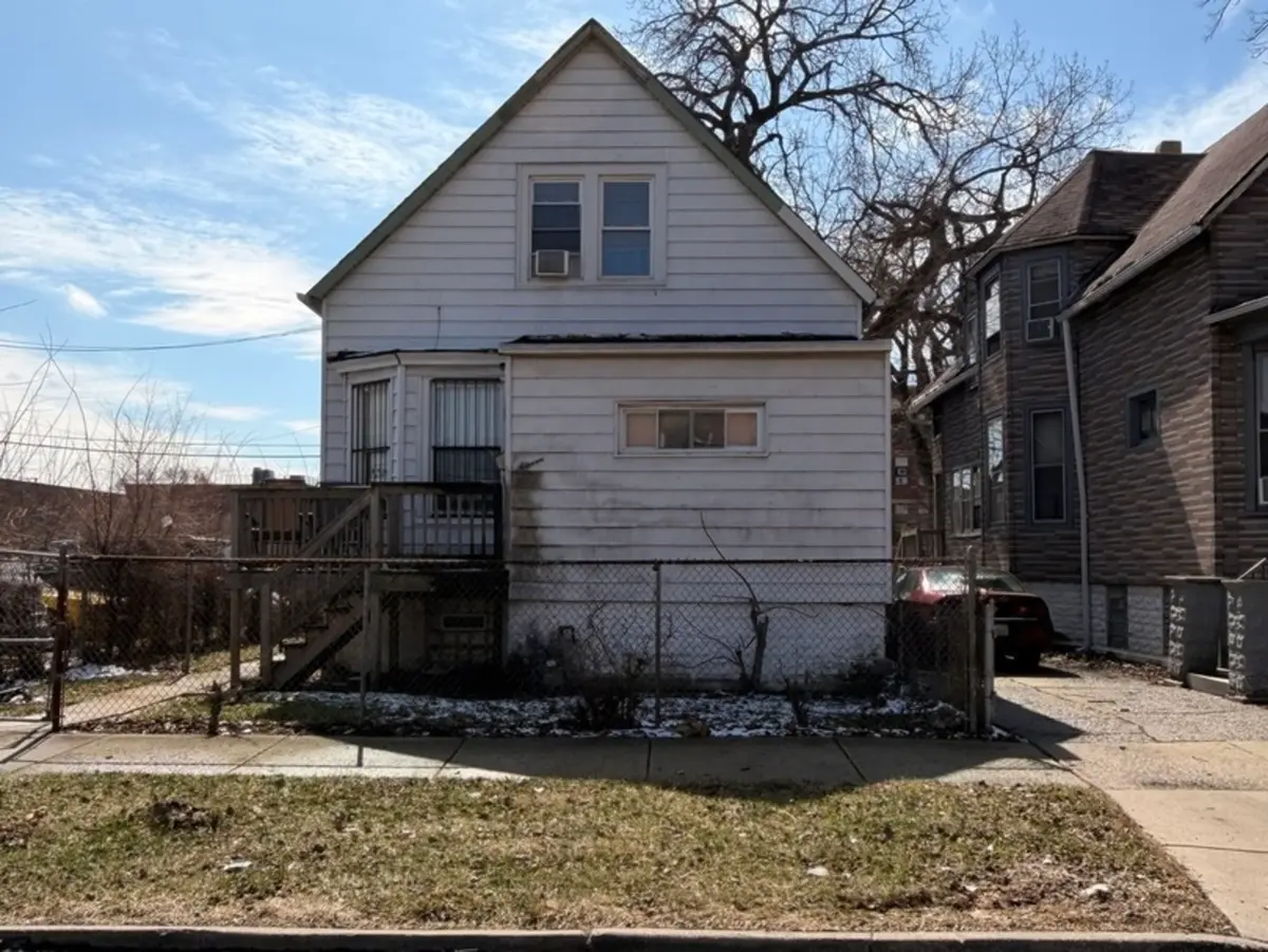 11 E 114th Street