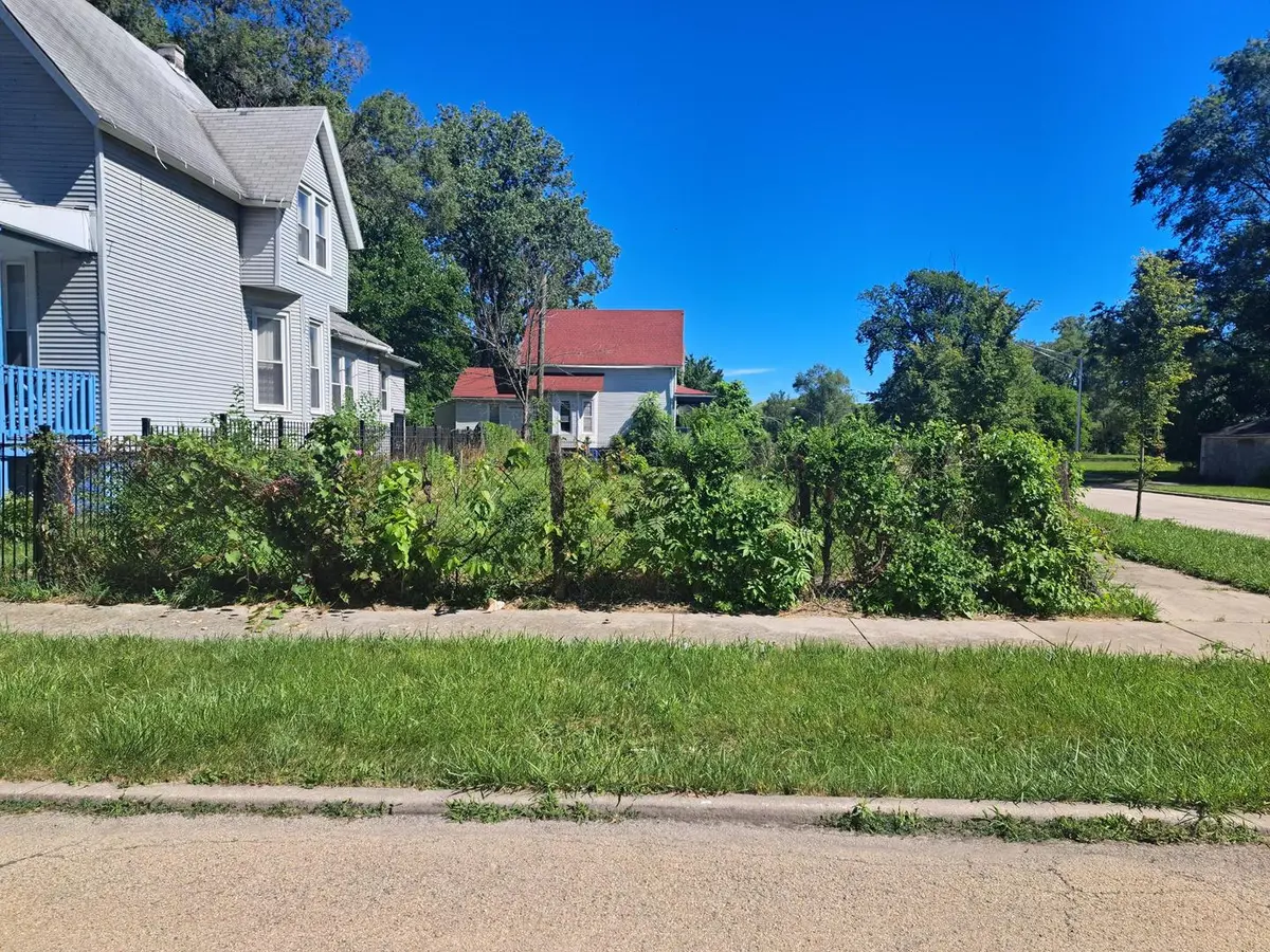 534 W 60th Street