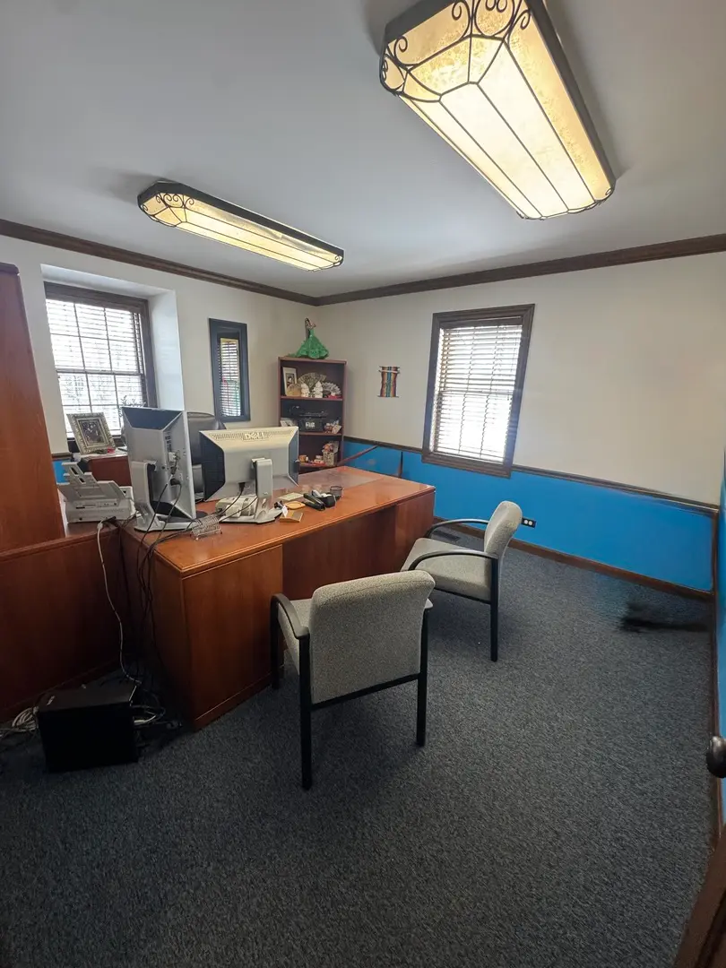 1630 W Colonial Parkway W