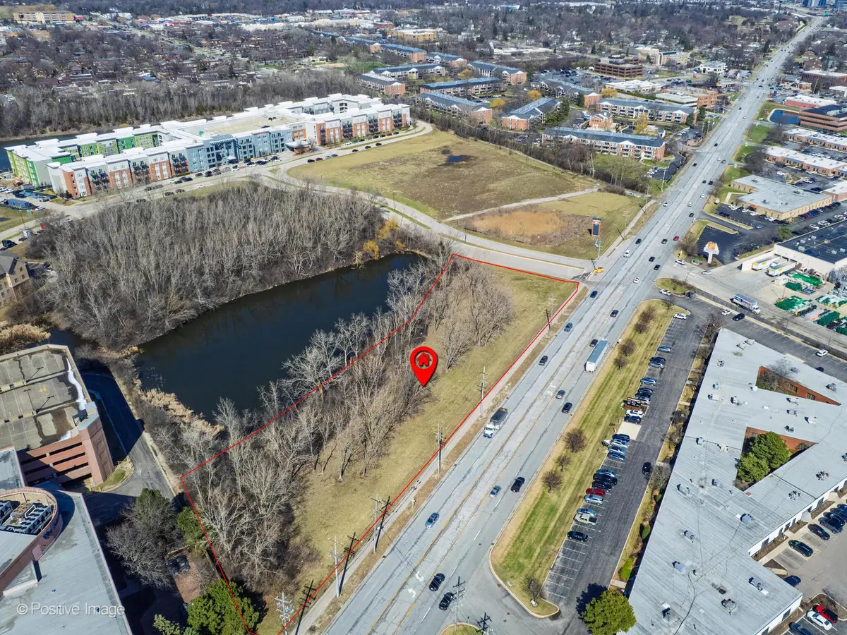 1S678 Oakbrook Lake