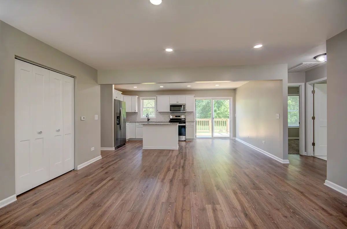 394 W 3rd Street