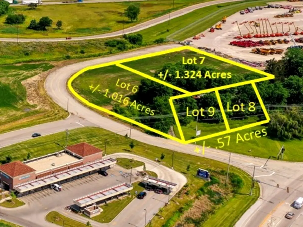 LOT 7 Mission Parkway