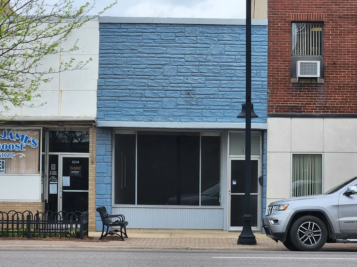 1012 MAIN Street