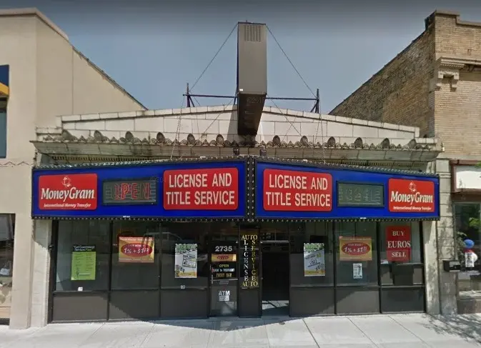 2735 N Clark Street