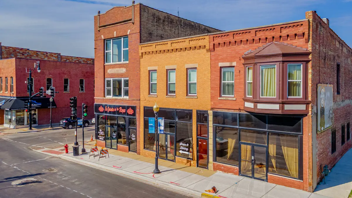 50 N Broadway Avenue
