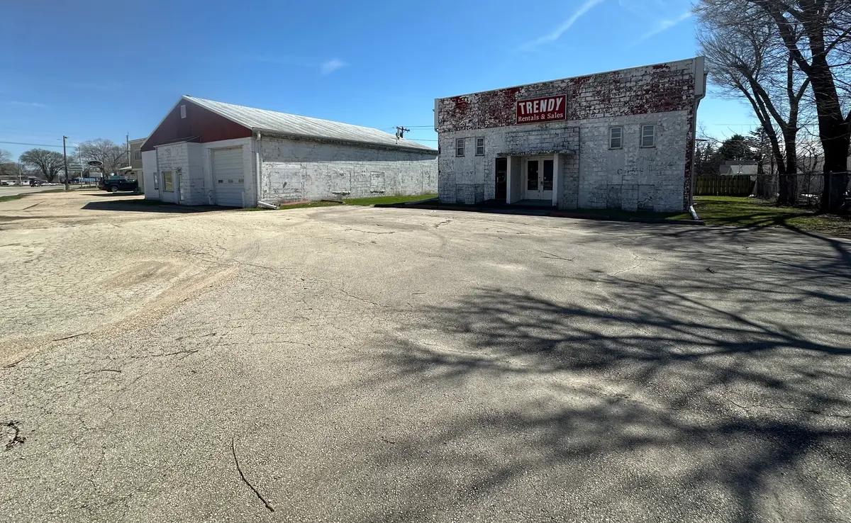 1409 W Rock Falls Road