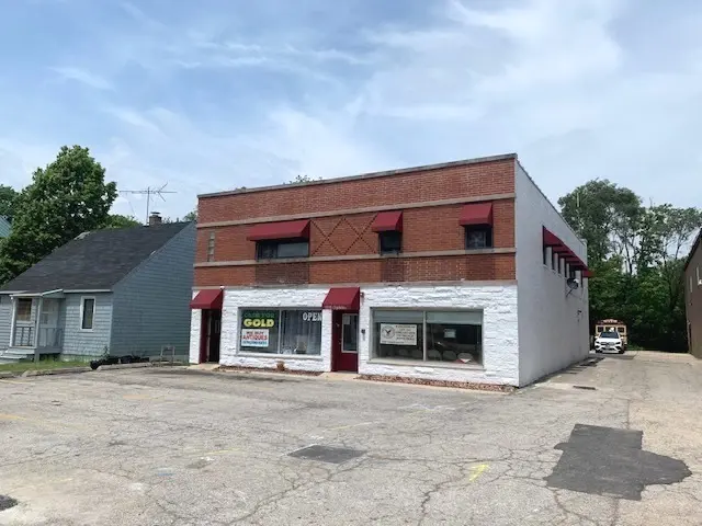 1616 Ogden Avenue