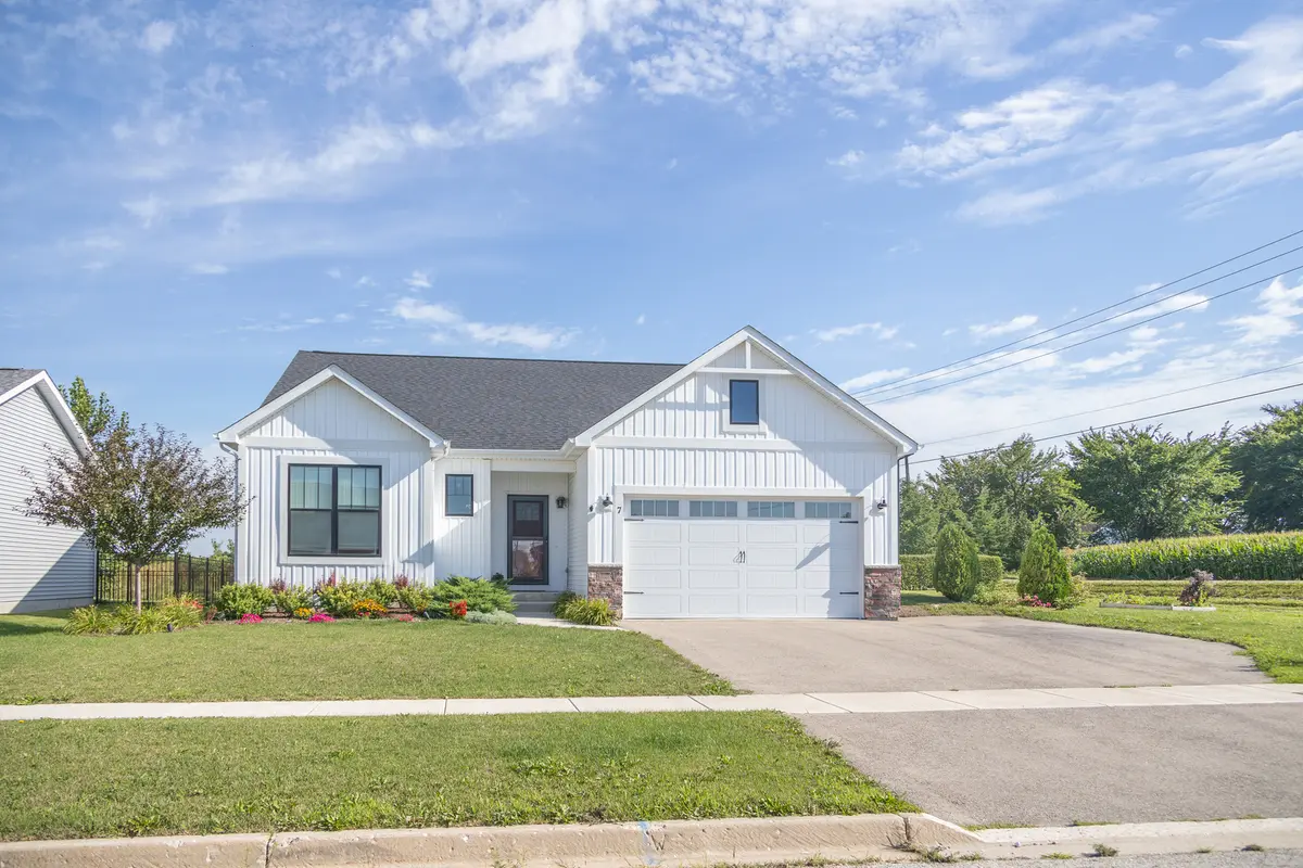 Lot A4 W Paw Paw Avenue