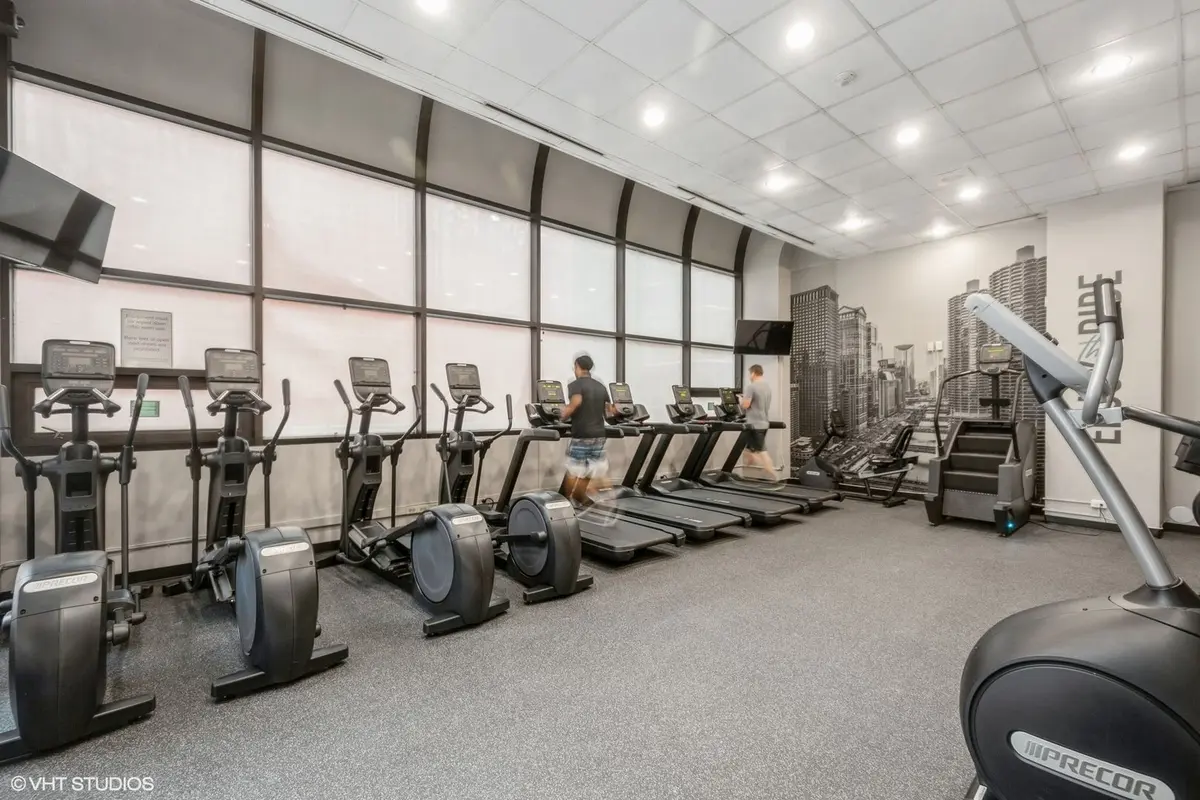 211 E Ohio Street