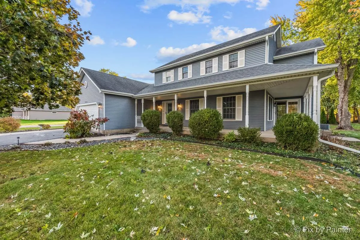 1045 Linda Lane