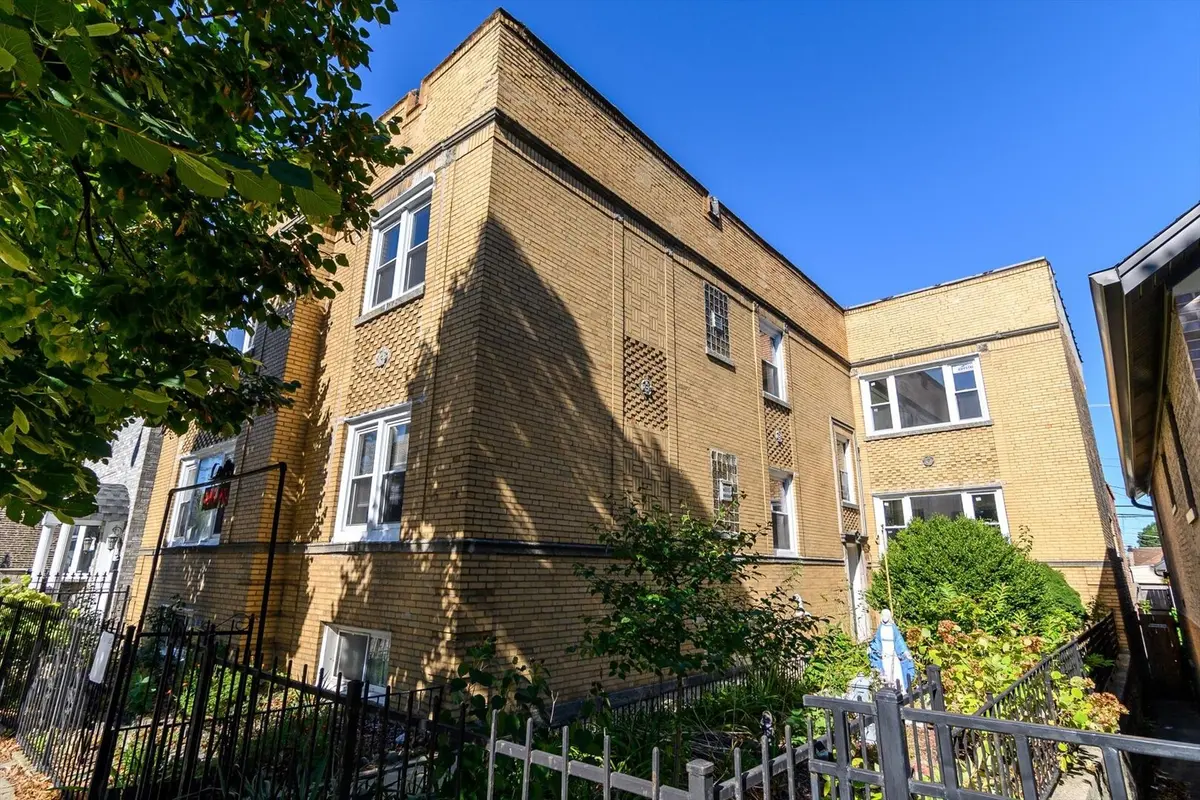 646 W 35th Street