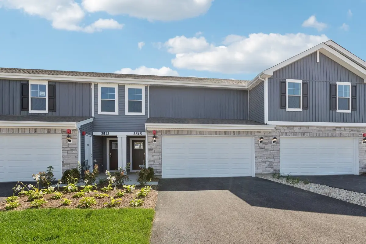 3561 Richardson Circle