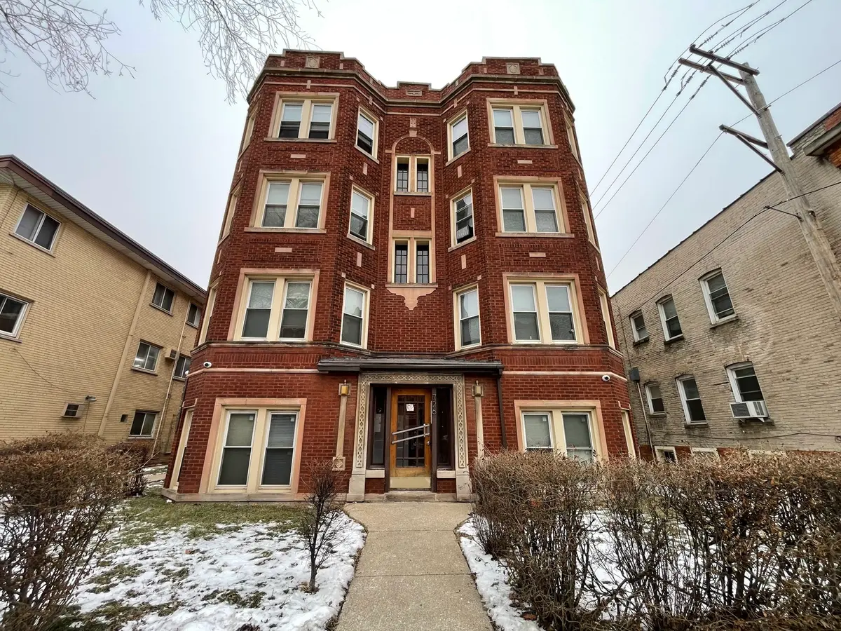 722 N AUSTIN Boulevard