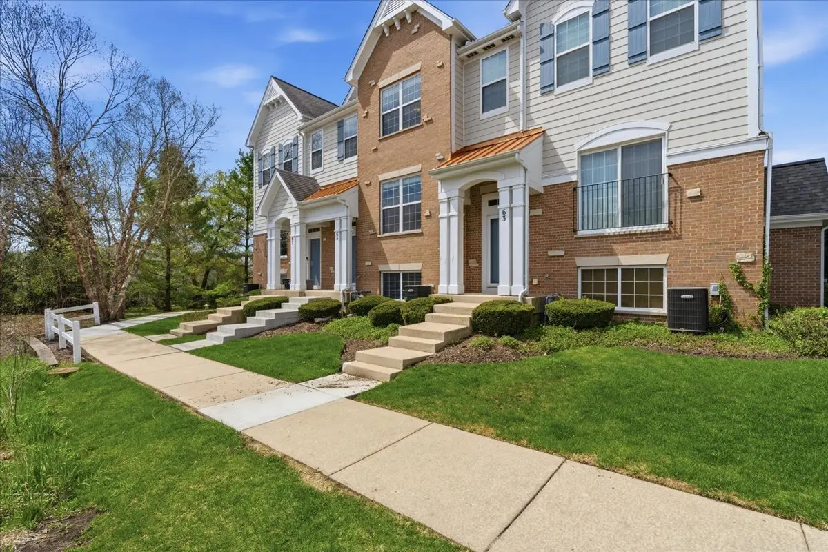 65 Arcadia Lane