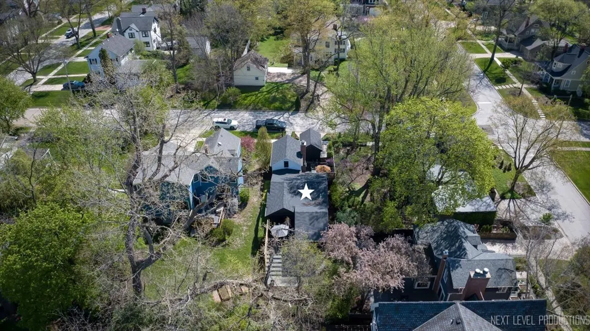 320 S 6th Street