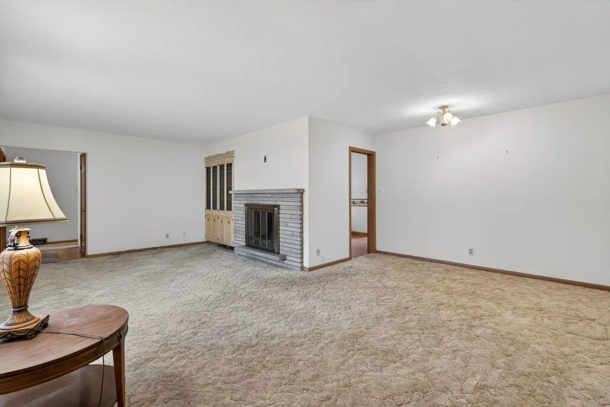 1301 Sherwood Place